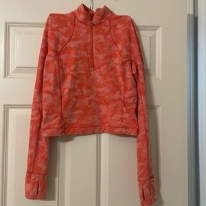 Lululemon It’s Rulu Cropped 1/2 zip sweatshirt size 4
